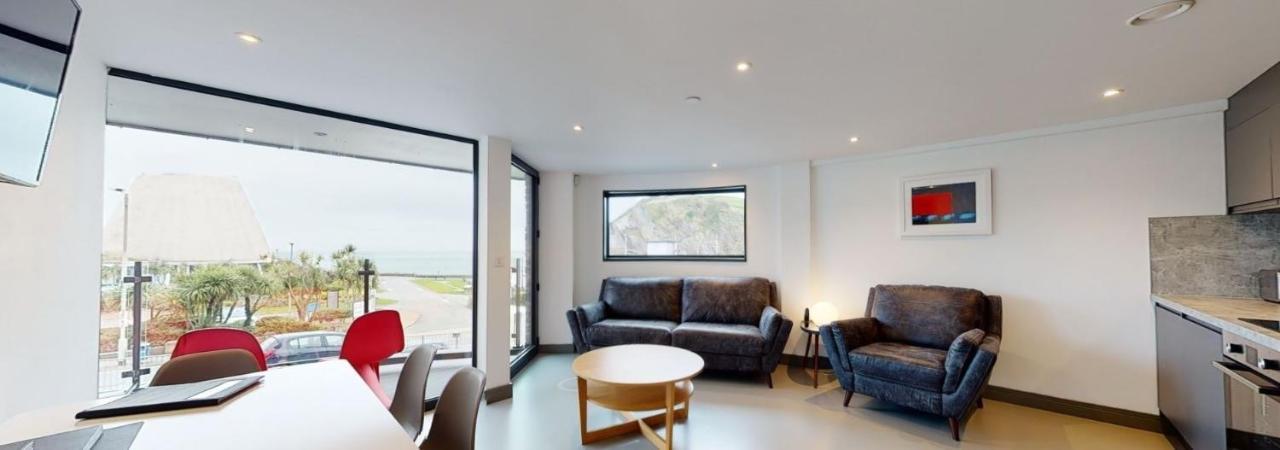 2 The View Apartments Ilfracombe - Seafront, Parking, Lift, Ev Exterior foto