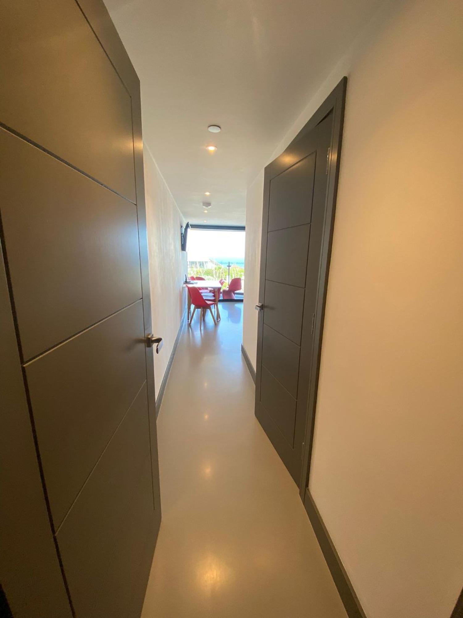 2 The View Apartments Ilfracombe - Seafront, Parking, Lift, Ev Exterior foto